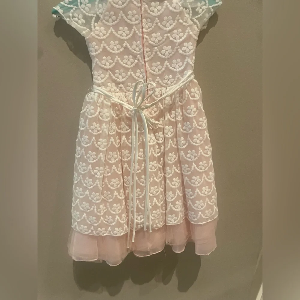 Petite Adele gorgeous lace overlay dress girl 3-4 - Picture 2 of 12